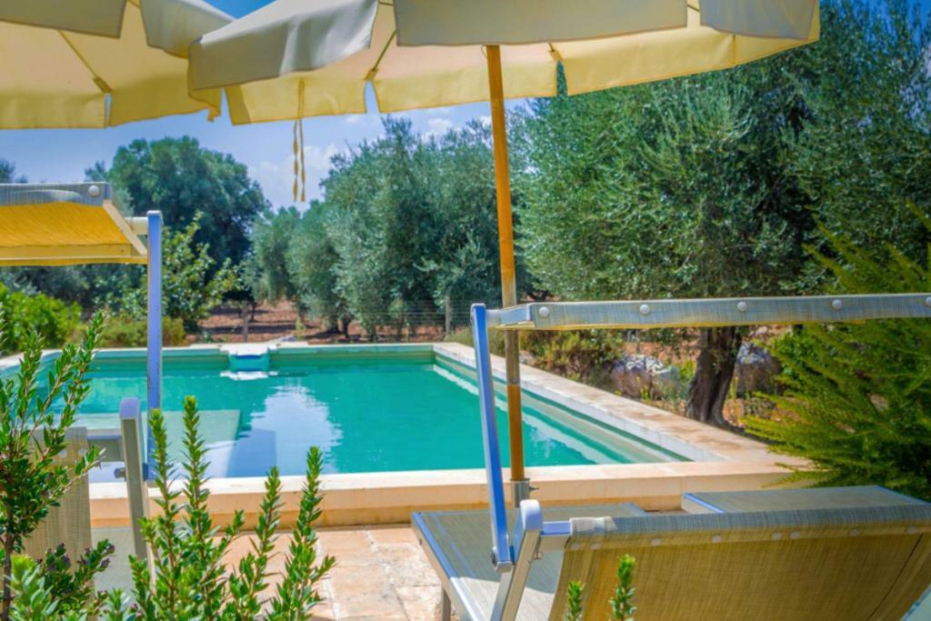 Villa Franchino Остуні Екстер'єр фото